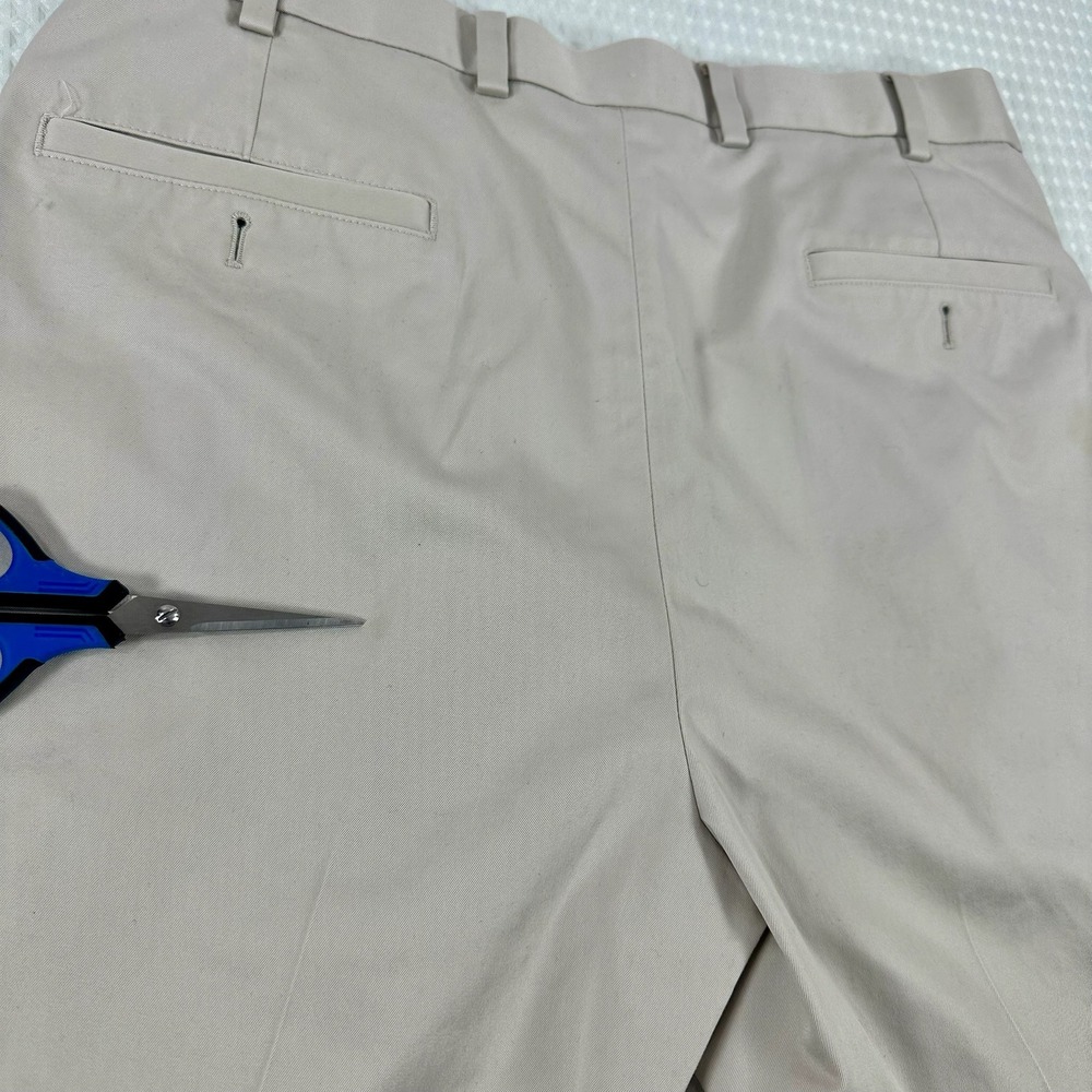 Brooks Brothers‎ Advantage Chino Mens Shorts W35 Pleated Flat Light Weight READ - Picture 3 of 12